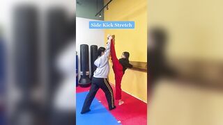 Partner Stretching ???????? ##taekwondo #poomsae #workout #martialarts #stretching #kicks #irexetkd