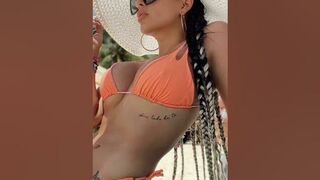 Los increíbles bikinis de Dania Méndez