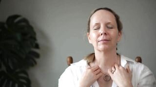 Daily Relaxing Self Massage Face Yoga