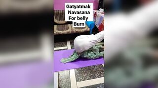 Yoga????‍♀ for belly fat #yoga #shorts #youtubeindia #trending