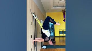 Wall rope advance yoga pose/yoga tuong nang cao #shorts #advanceyoga #ropeyoga #wallyoga #strep yoga