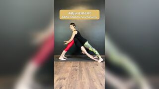 Adho Mukha Svanasana • Adjustment • Simona Brusoni • Drishti Ashtanga Yoga Studio