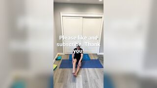 71 yr old runner does a 30 min yoga flow