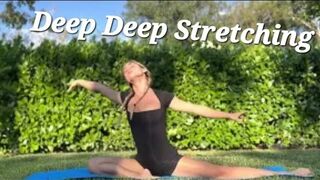 Open Your Hips Deeper - Motivational Stretching