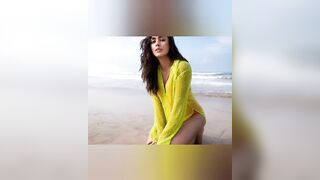 Mrunal thakur bikini ???? images