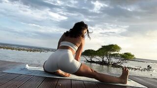 Naked Yoga, Relaxation, Workout Gymnastic