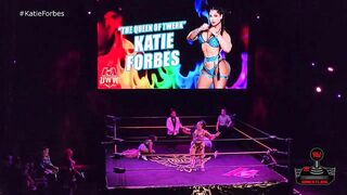 "Queen of Twerk" Katie Forbes at UWW 3 *fan footage* 12/9/2022