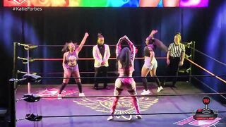 "Queen of Twerk" Katie Forbes at UWW 3 *fan footage* 12/9/2022