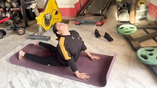 stretching exercises for everybody || @mangalnfcgym #stretching