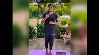 Yoga for hourglass ⌛ figure #yoga #shorts #viral #trending #internationalyogaday