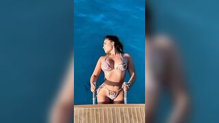 Maria Perez Xo | Instagram Bikinis Model | Curvy Plus Size Model | Fashion | Biography