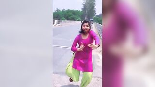 Qayamat Qayamat ???????????? यारर ऐसा dance है बापरे????????#khushiverma #dance #shortvideo #youtubeshorts #yoga