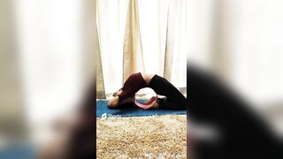 Back-bending using Yoga Wheel ????????‍♀️