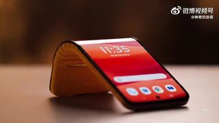 Motorola flexible display phone during Lenovo Tech World 2023????????????????