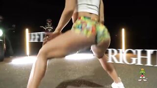 JOHN ROLLIN - U GONNA GET THIS WORK ( TWERK VIDEO )