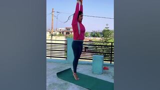 Yoga for Height Increase | Lambai Badhane Ki Exercise | Yogasana | @yogawaleofficial #yoga #shorts