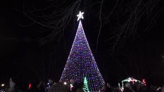 Farragut kicks off holiday season with light display at Founders Park, stretching to Kingston Pike