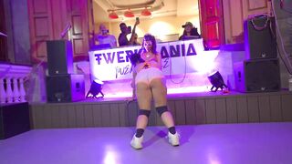 Twerkmania - Twerk Battle Round 1 ( GalNaomi - KimShin )