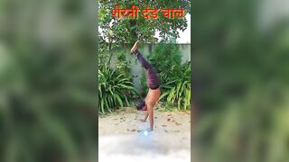 शेरनी दंड चाल का अभ्यास???????????????????? #shorts #youtubeshorts #yoga #trending