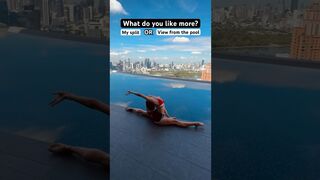 Gymnast at the pool / split stretching / Lera the gymnast #rooftoppool #gymnast #split #shorts