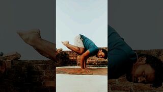 Scratching Flexible Body | Stretch Stomach & Flexibility????#yoga #shortsfeed #video#shorts #viral