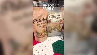 Yoga with Bella / Unboxing Holiday Goodies @Prozis #unboxing #christmas