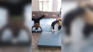 New acro yoga pose viral ????????️???? #ytshort #yoga #yogapractice #ytviral #viral #motivation #yogaexercise