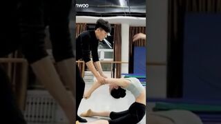 She so flexible #shortvideo #taekowndo #balletdance #trending #douyin