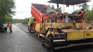 LANJUT | PENGASPALAN JALAN | FLEXIBLE PEVEMENT | AMAZING ASPHALT FINISHER