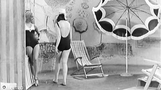 Badeanzüge, Bikinis und Strandmode von 1964 - WDR Doku - Hier und heute