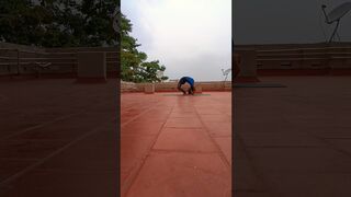 #yoga #yogafittness #yogapracticedaily #yogastretches #yogareelsindia #yogalife #yogateacher