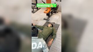 Stretching time????✅ #explore #trending #animal #viral #youtubeshorts