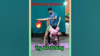 #Leg Straching and balancing posture #yoga #viral #tutorial #shorts#subscribe ???? Share Comments ????????.????