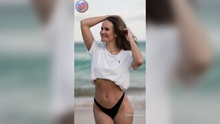 Lara Emilia - La perfecta modelo de bikinis e influencer | Bikini Model