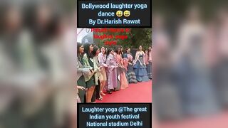 Gulabi Sharara laughter yoga style |Thumak Thumak #youtubeshorts #laughteryogabydrharishrawat