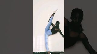 #blowup #flexible #flexiblechallenge #trending #dance #shortvideo #fitness #shorts #tiktok #fyp