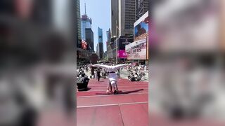 Time square #mysport #life #training #workout #stretching #pilates #handstandpractice #протяжка