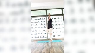 mobility yoga flow #ytshorts #yoga #mobility #hipmobility