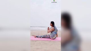 Yoga Asana Sequence | Yoga on the beach #yogaurmi #yogateacher #yogapose #asana #yogaasana #fitness