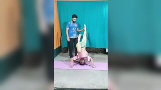 #Head balancing posture ????#Yoga and gymnastics practice ????#viral #subscribe ???? Share ????????.????.