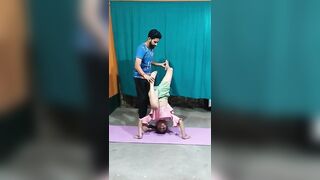 #Head balancing posture ????#Yoga and gymnastics practice ????#viral #subscribe ???? Share ????????.????.