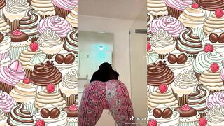 New big bank tiktok challenge ???? ???? #tiktok #twerk #bank #bigbank