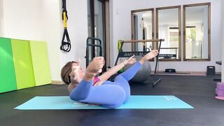 Stretch legs and feet | Stretch for Splits | Yoga and Contortion | Flexibility #stretching
