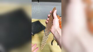 Extremely flexible, squeezable and satisfying fidget