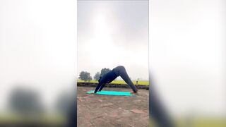 Chalo aaj yoga karte hai/mini vlog/@askbhavi /#shortvideo #workout #dailyvlog