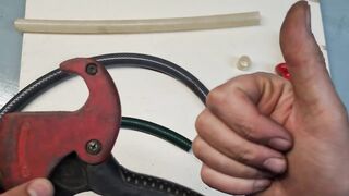 How to cut rigid, flexible, rubber plastic pipes easily, quickly and straight with pipecutter