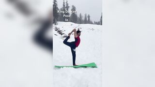 King Dancer pose in snow #yoga #praveenyogaacademy @PraveenYogaAcademy