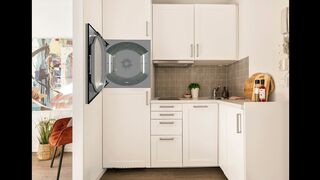 Wind&Rain Box：Flexible Reversible Oven Door