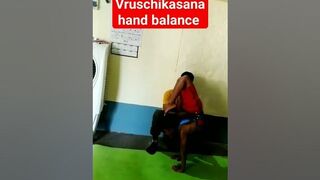 #vruschikasana #handbalance #creativeyogaacademy #poweryoga #paritosh #yoga