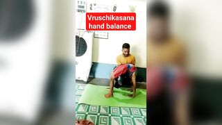 #vruschikasana #handbalance #creativeyogaacademy #poweryoga #paritosh #yoga